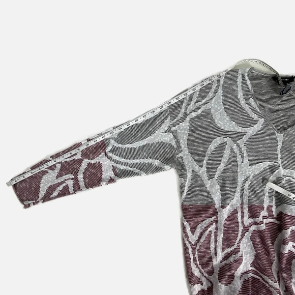 Olsen Europe Top Pullover V-Neck Sweater Sz XL / 16 Colour Block Gray White Red - Picture 9 of 10